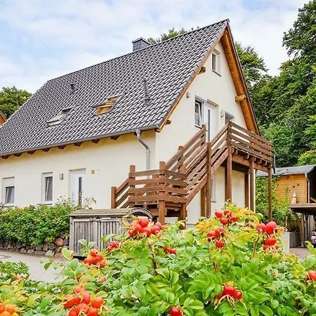 Am Kuestenwald Og * Koserow