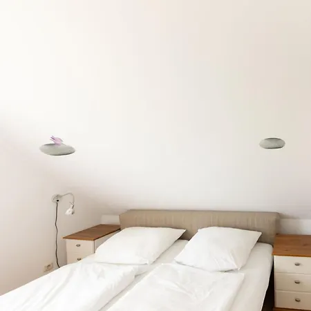 Am Kuestenwald Og * Koserow